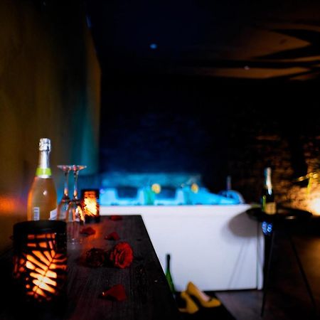 Love Suites & Spa "Le Loft" Avec Jacuzzi Privatif Médis Εξωτερικό φωτογραφία